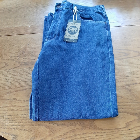 Mens clothing - Picture 6 of 8